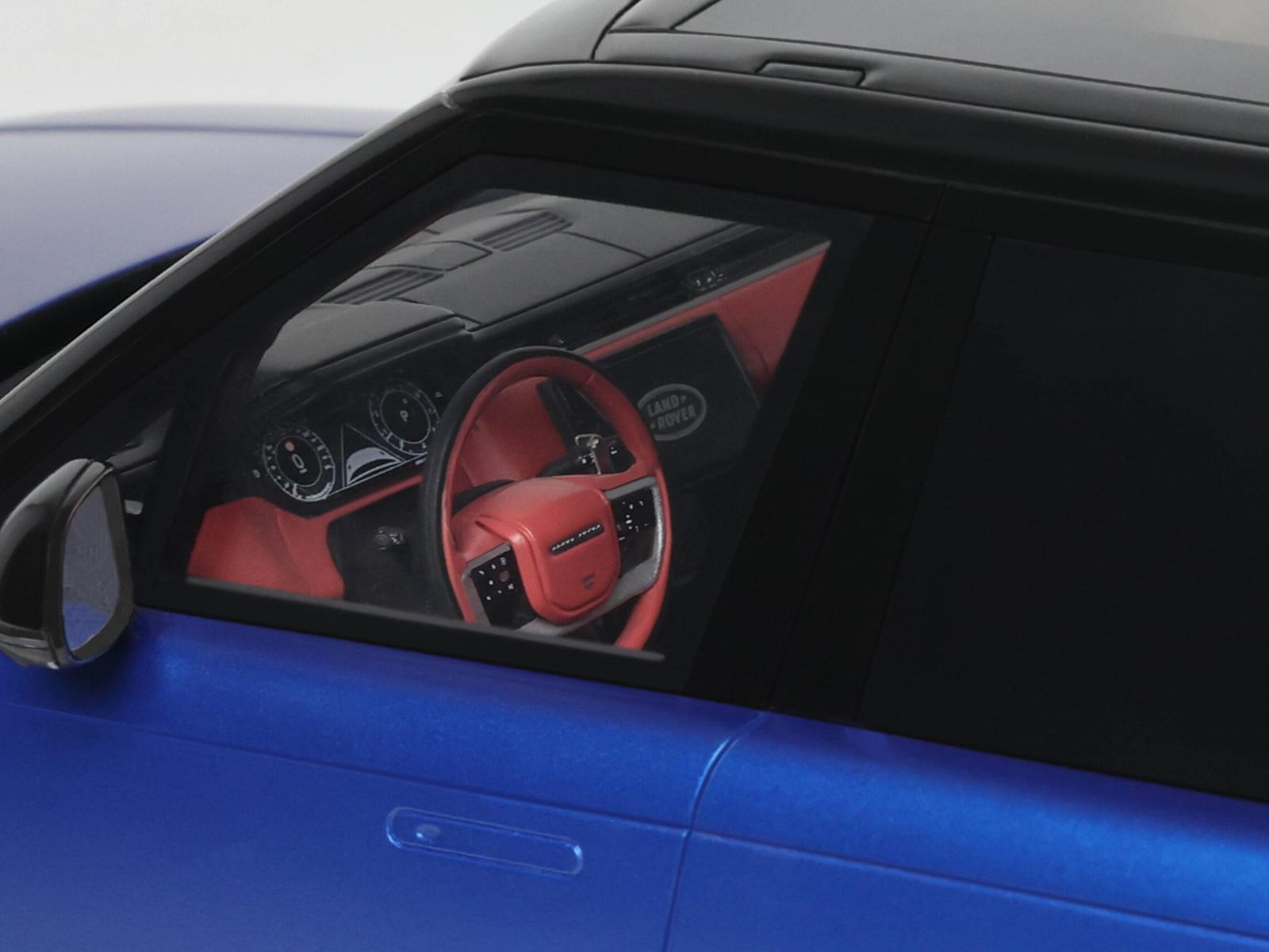 2024 Range Rover P615 SV Blue Metallic with Black Top 1/18 Model Car by GT Spirit - Image 2