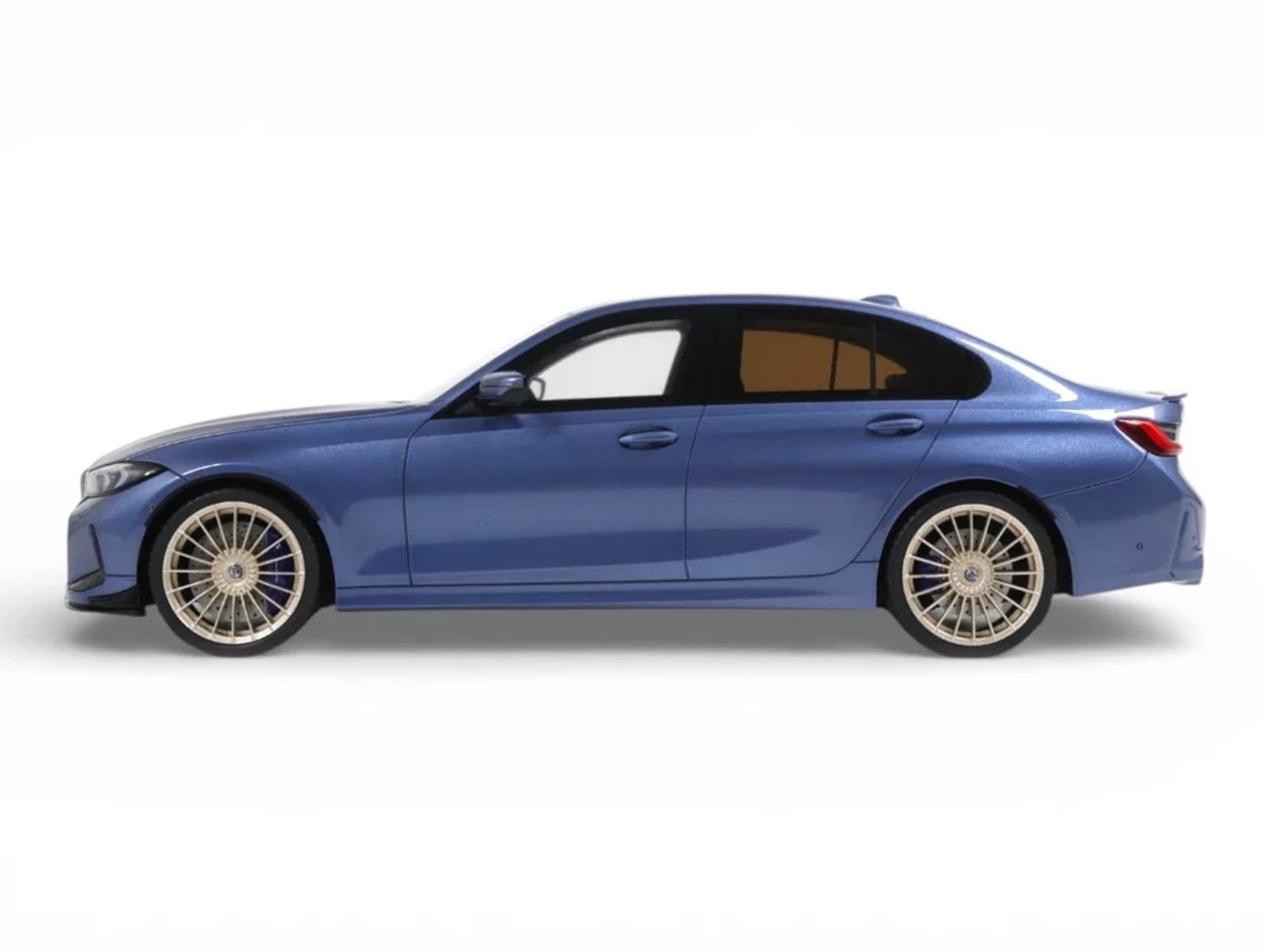 2024 BMW Alpina B3 GT Saloon Blue Metallic 1/18 Model Car by GT Spirit - Image 4