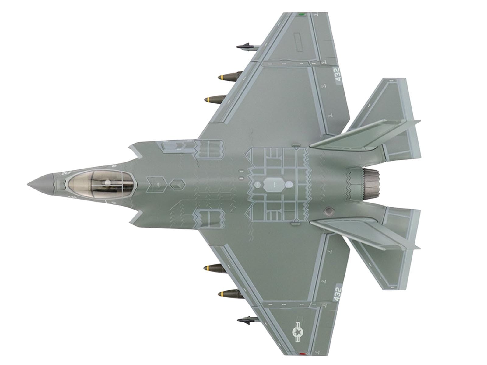 Lockheed F-35C Lightning II Aircraft "169034 VFA-125 Rough Raiders" (2022) United States Navy "Air Power Series" 1/72 Diecast Model by Hobby Master - Image 3
