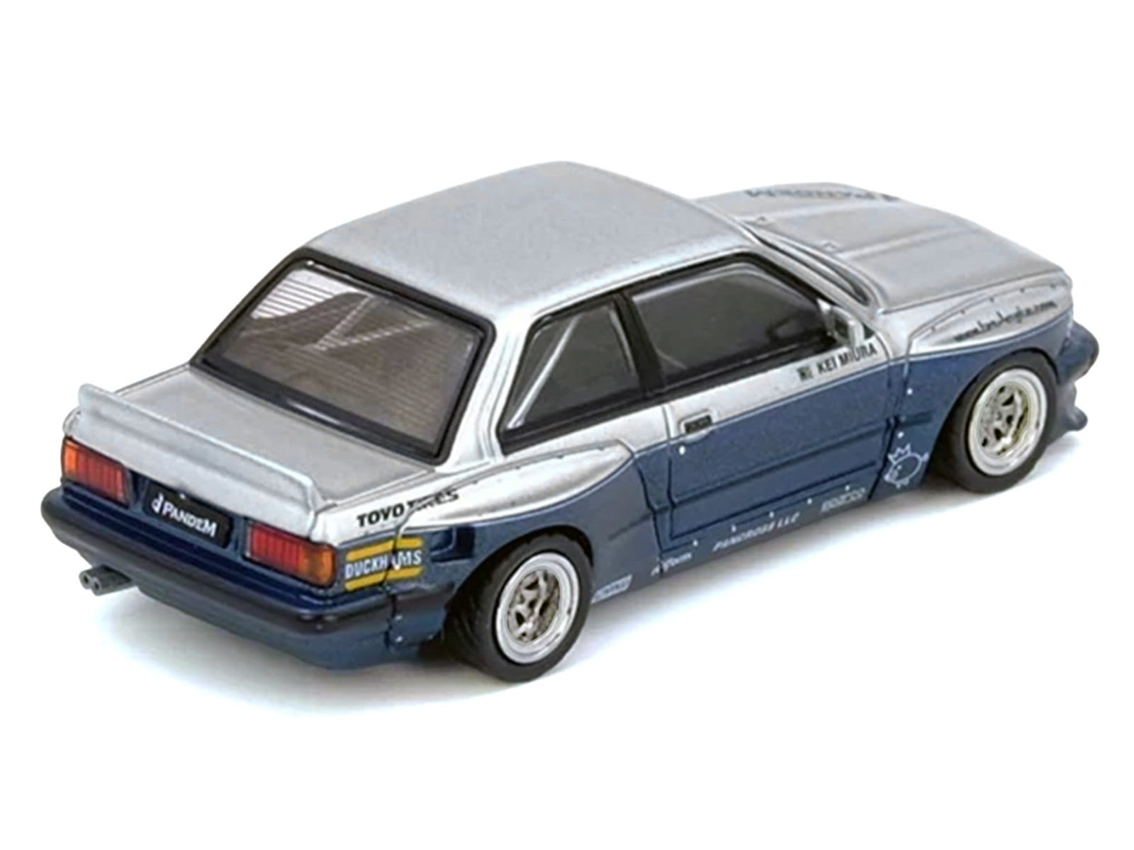 Pandem E30 M3 Silver Metallic and Dark Blue 1/64 Diecast Model Car by Inno Models - Image 3