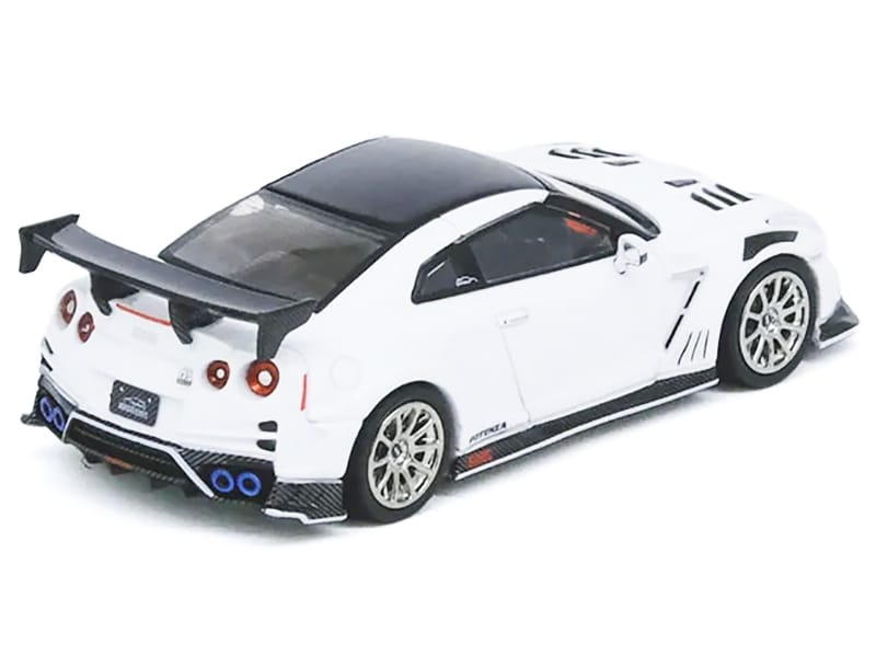 Nissan GT-R (R35) "Top Secret" RHD (Right Hand Drive) White with Black Top "Tokyo Auto Salon 2021" 1/64 Diecast Model Car by Inno Models - Image 3