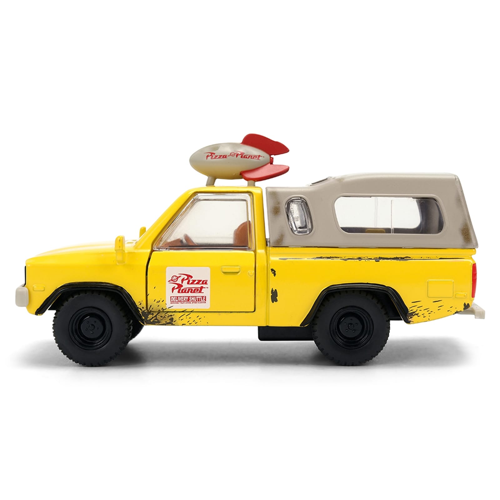 Pizza Planet Truck Yellow (Weathered) with Beige Camper "Toy Story" (1995) Movie "Hollywood Rides" Series 1/32 Diecast Model Car by Jada - Image 3