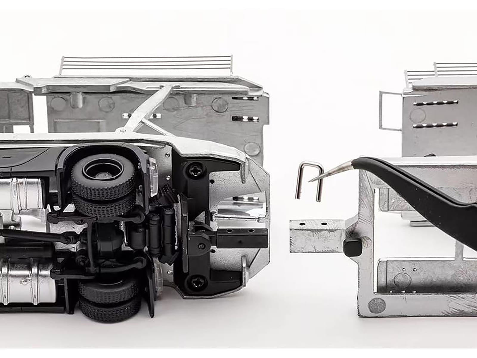 Mercedes-Benz Actros Auto Transporter White 1/64 Diecast Model by GCD - Image 3