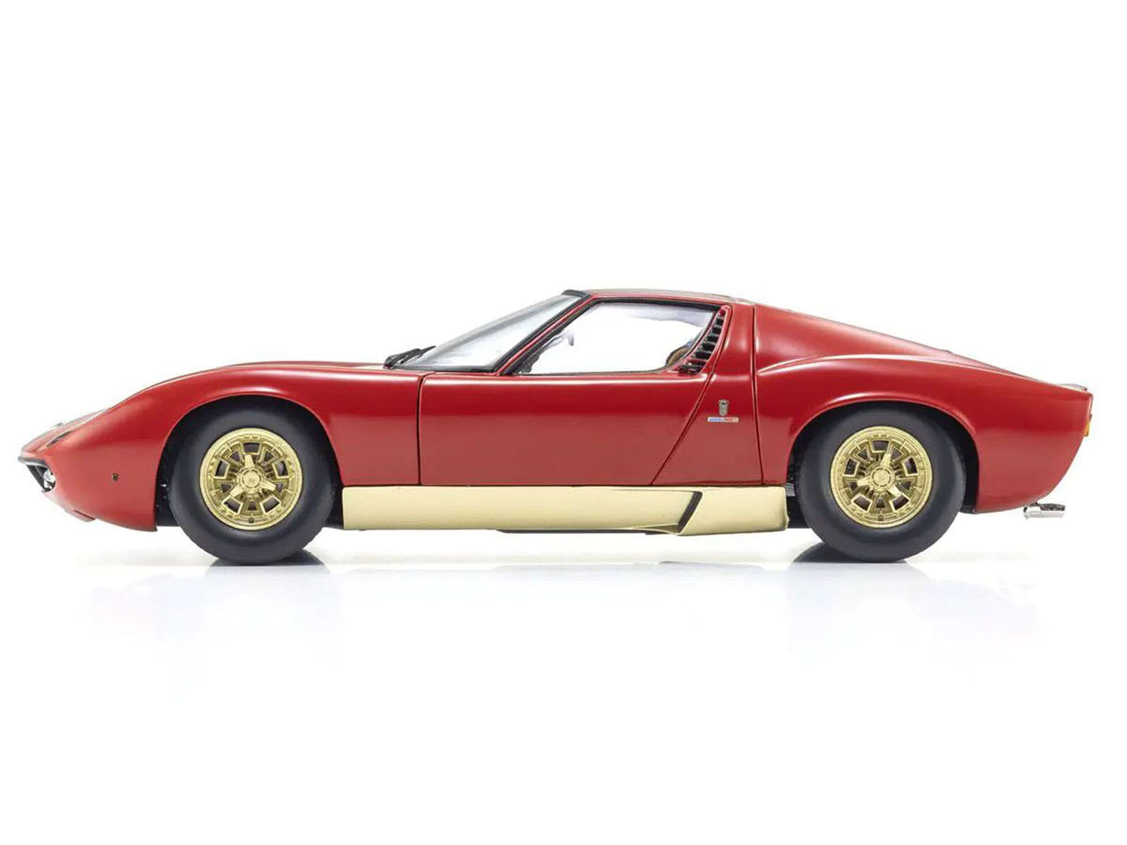 Lamborghini Miura P 400 Red with Gold Accents 1/18 Diecast Model Car by Kyosho - Image 4