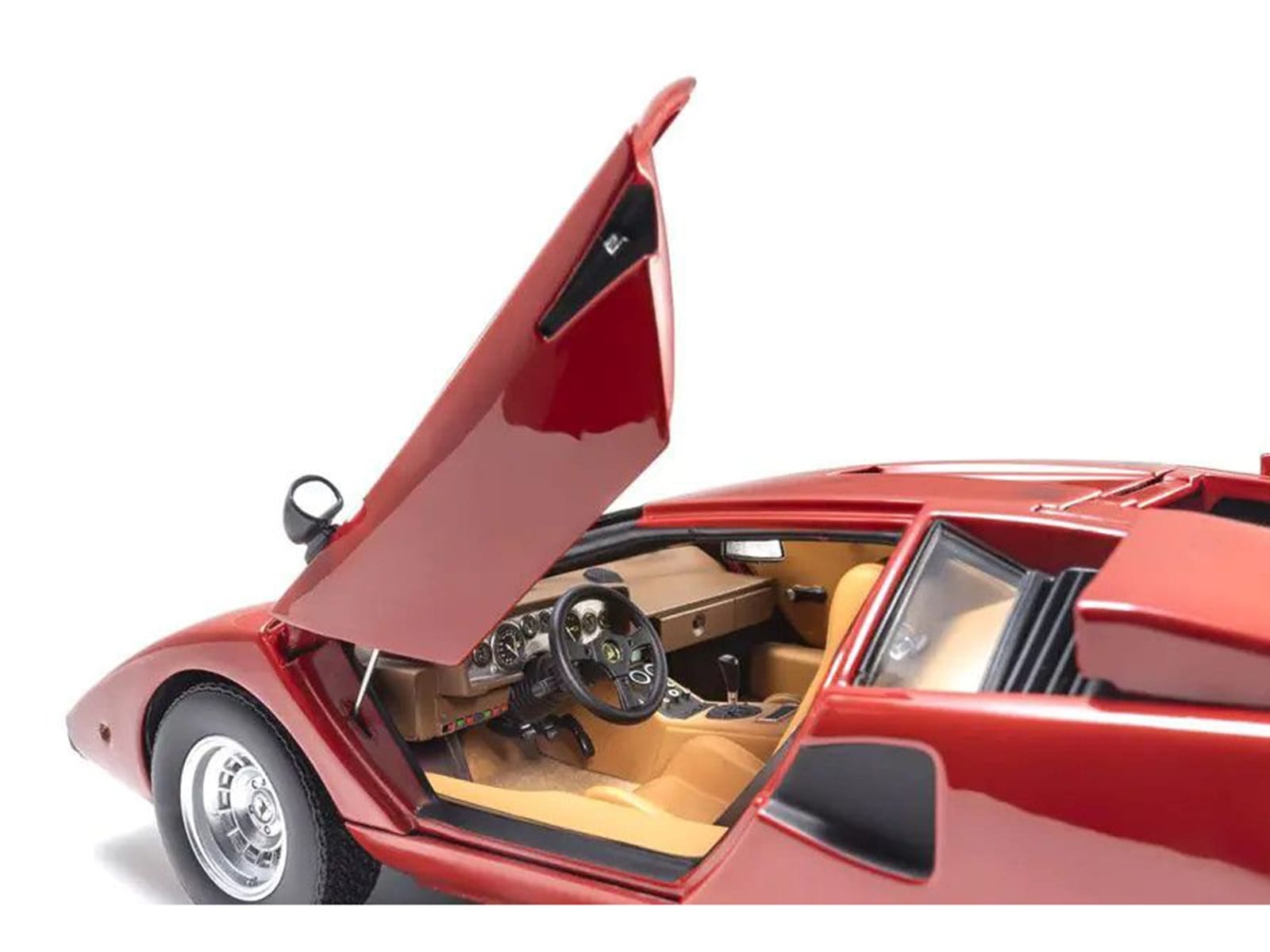 Lamborghini Countach LP 400 Red 1/18 Diecast Model Car by Kyosho - Image 3