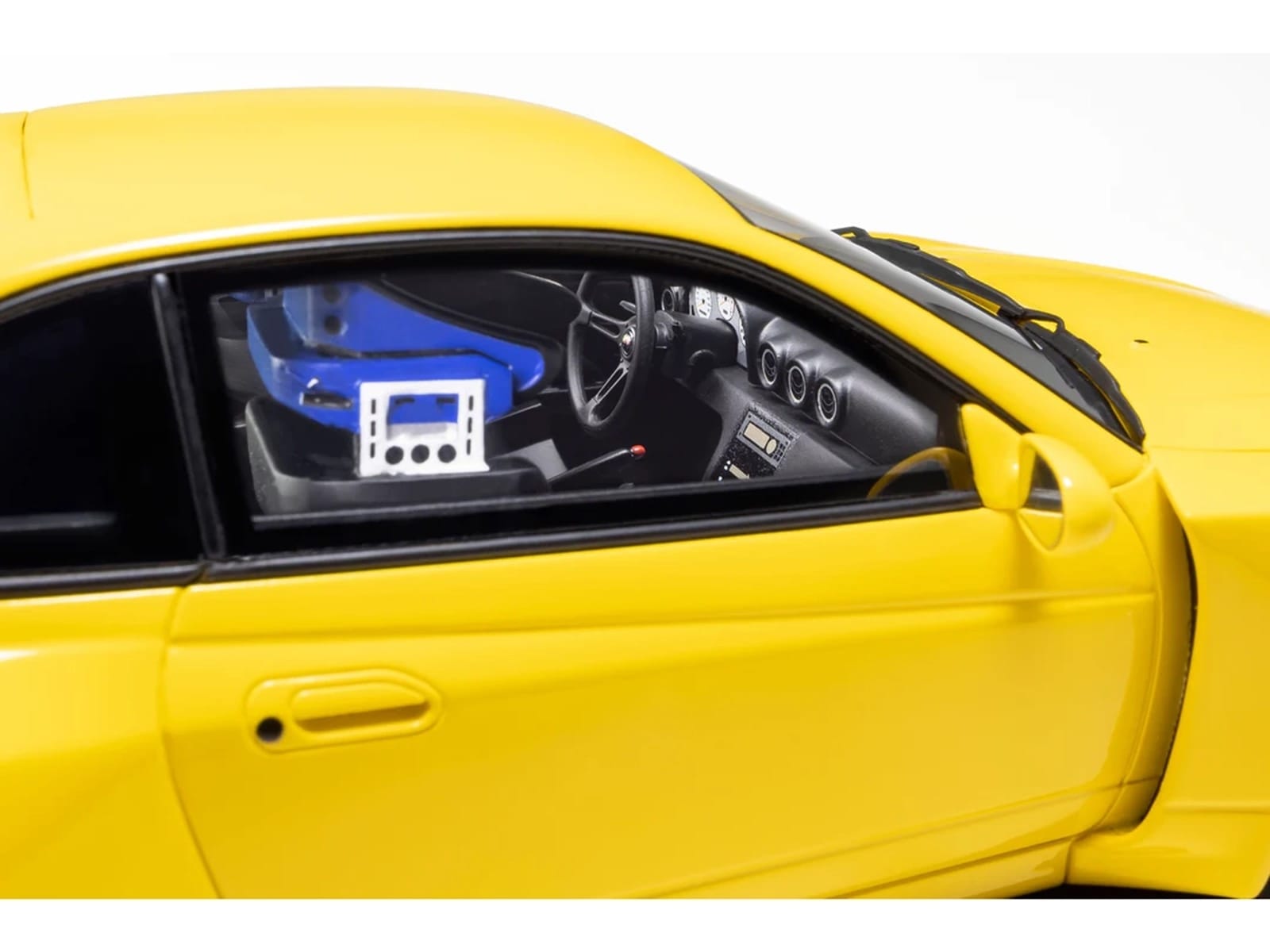 Nissan Silvia (S15) "Khyzyl Saleem" Yellow 1/18 Model Car by Kyosho - Image 2