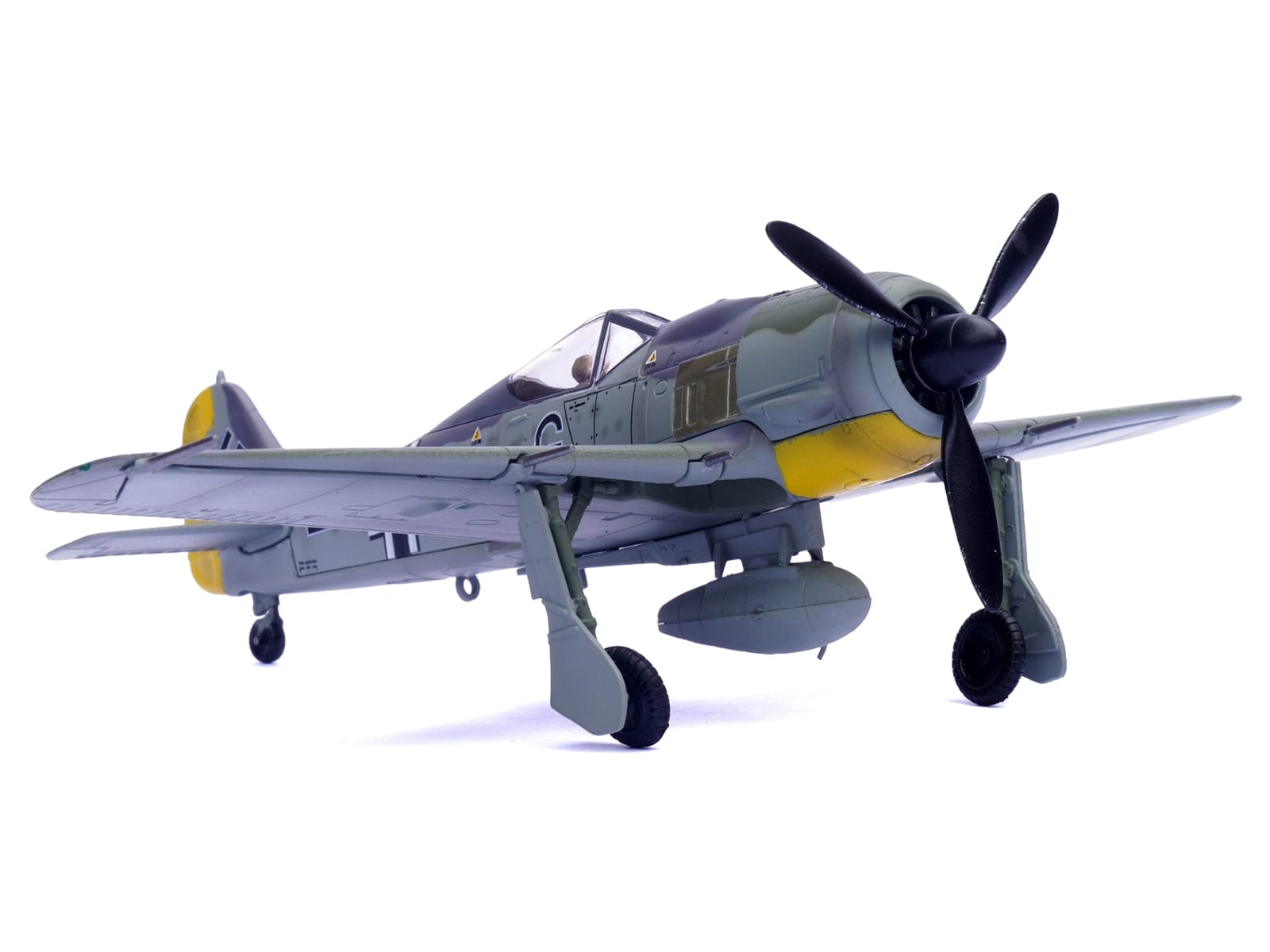 Focke-Wulf Fw 190A Aircraft "14-Victory Ace Hauptmann Wilhelm Gath Stab/JG 26 Schlageter France" (1942) German Luftwaffe 1/72 Diecast Model Airplane by Legion - Image 2