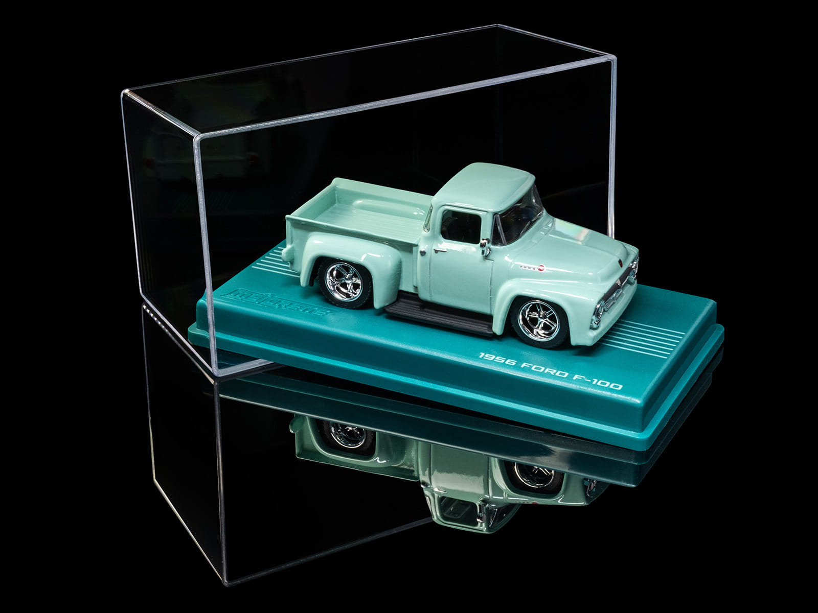 1956 Ford F-100 Pickup Truck Light Green "Collection" Series 1/64 Diecast Model Car by Majorette - Image 5