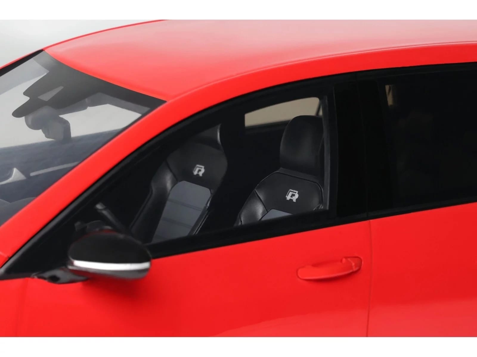 2018 Volkswagen Golf 7.5 R Oettinger Body Kit Tornado Red Limited Edition to 999 pieces Worldwide 1/18 Model Car by Otto Mobile - Image 3