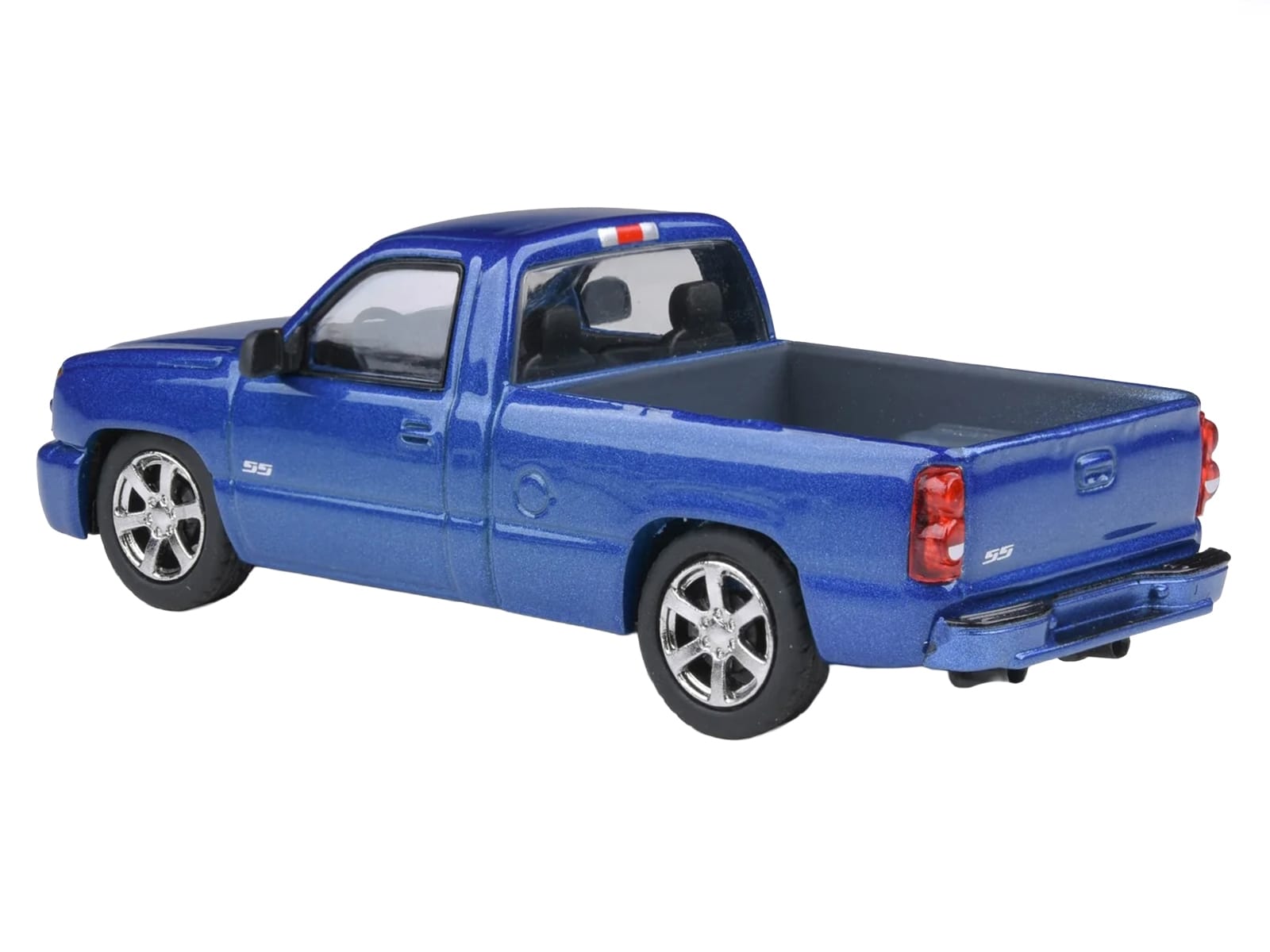 2006 Chevrolet Silverado 'Cateye' Pickup Truck Ming Blue Metallic 1/64 Diecast Model Car by Paragon Models - Image 3