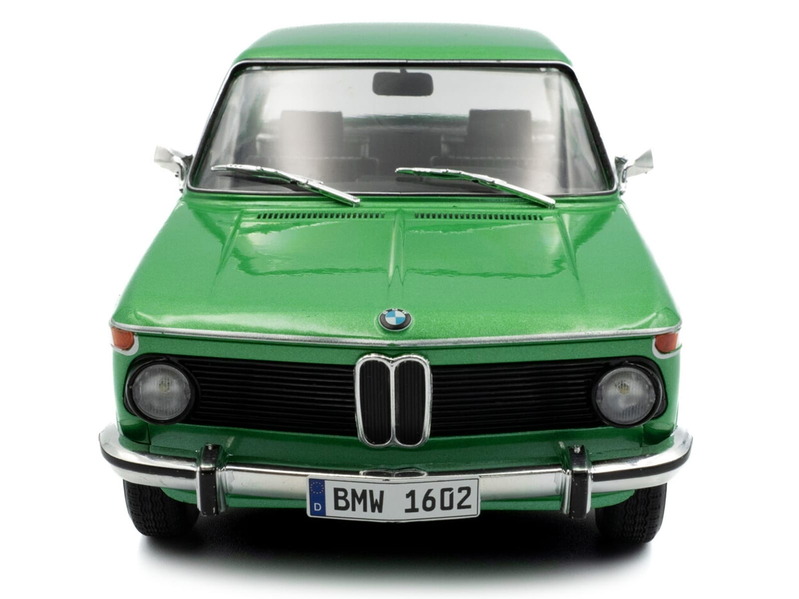 1971 BMW 1602 Taiga Green Metallic 1/18 Diecast Model Car by Solido - Image 5