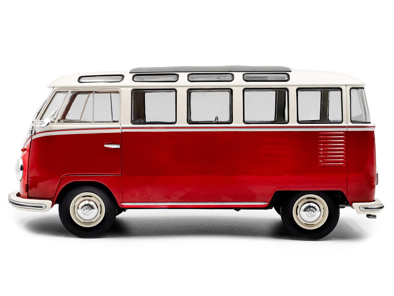 1962 Volkswagen T1 Samba Bus Red and White 1/18 Diecast Model Car by Solido - Image 3