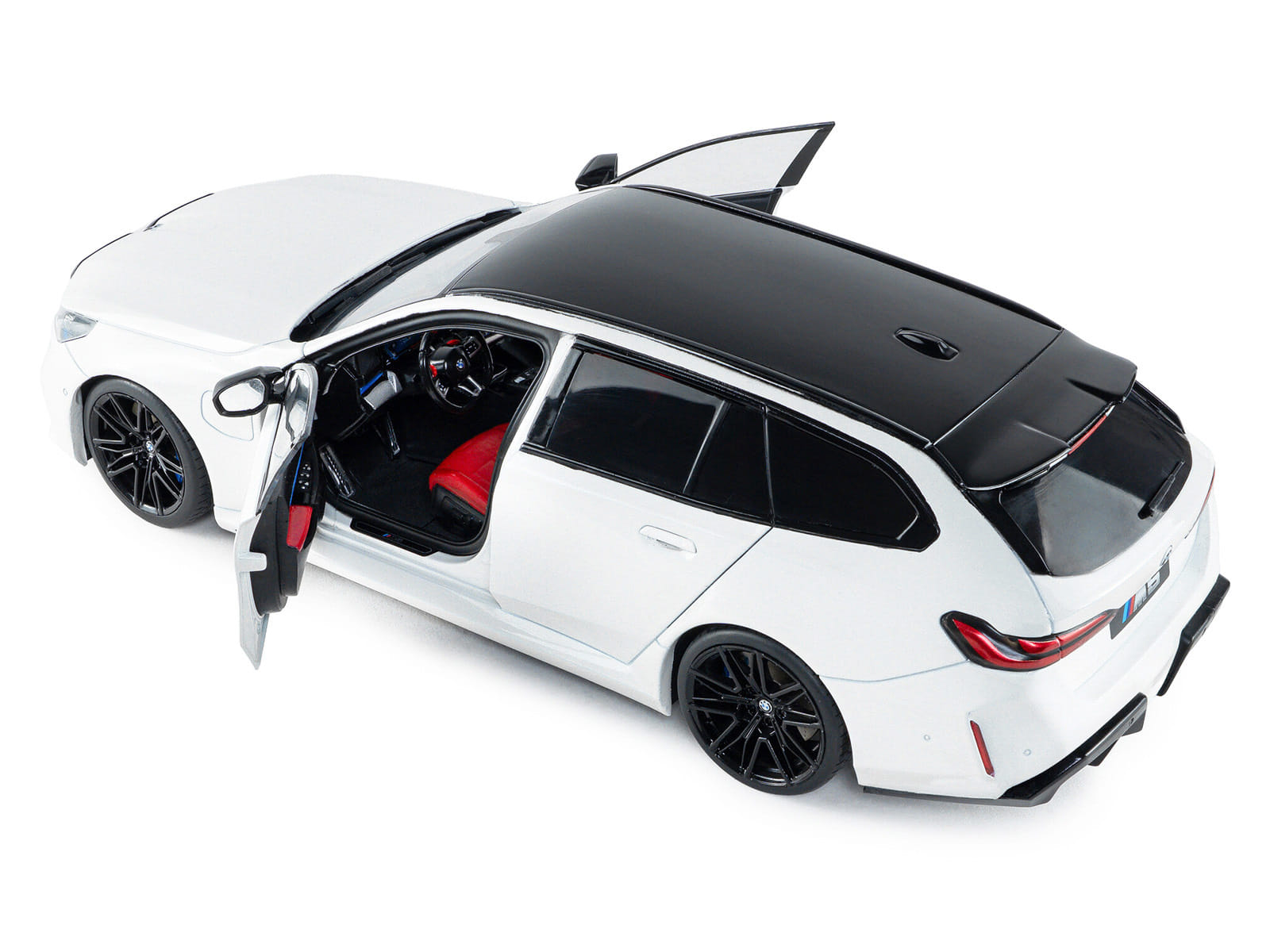 2025 BMW M5 Touring Alpine White with Black Top 1/18 Diecast Model Car by Solido - Image 4