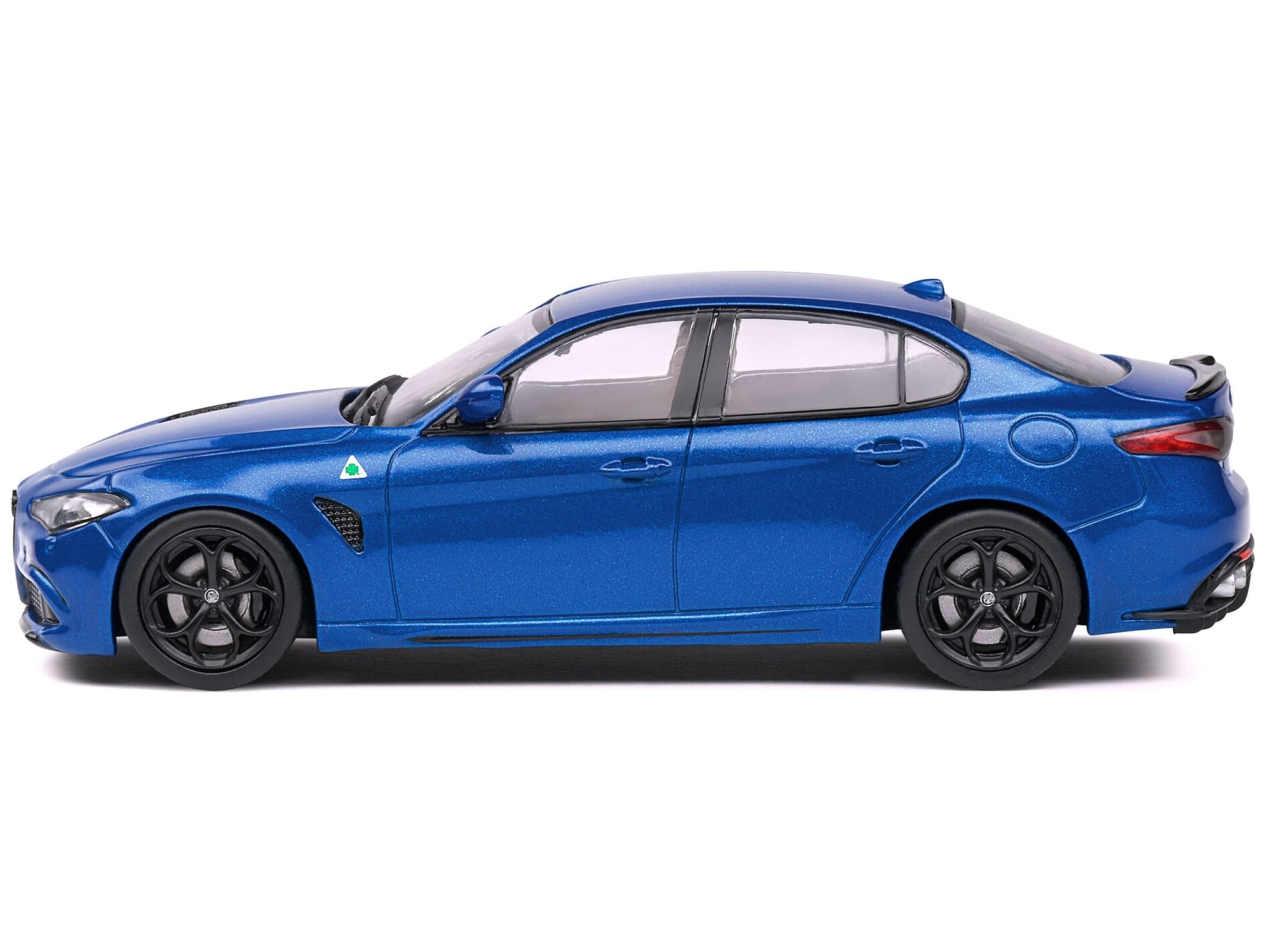 2019 Alfa Romeo Giulia Quadrifoglio Misano Blue Metallic 1/43 Diecast Model Car by Solido