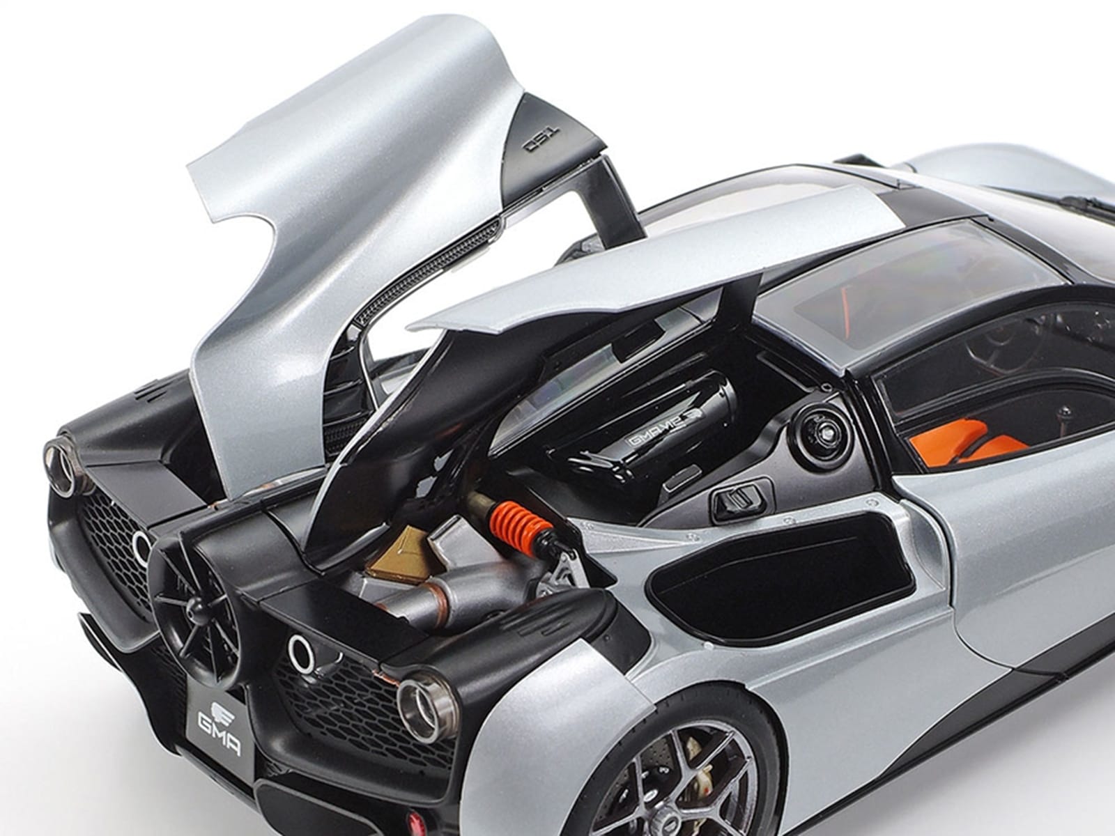 Model Kit Gordon Murray Automotive T.50 1/24 Scale Model by Tamiya - Image 4