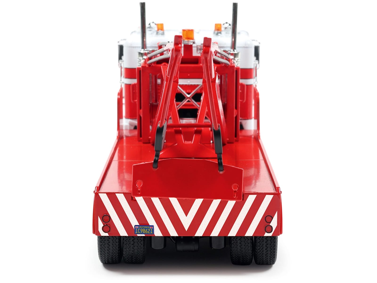 1987 Freightliner FLA Tow Truck Red and White 1/43 Diecast Model by IXO Models - Image 4