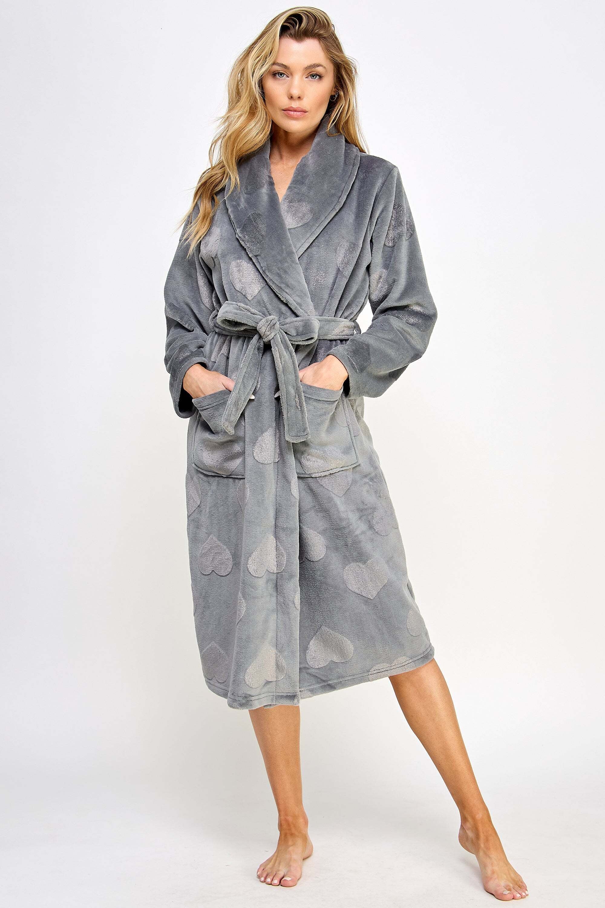 2487 Beverly Robe