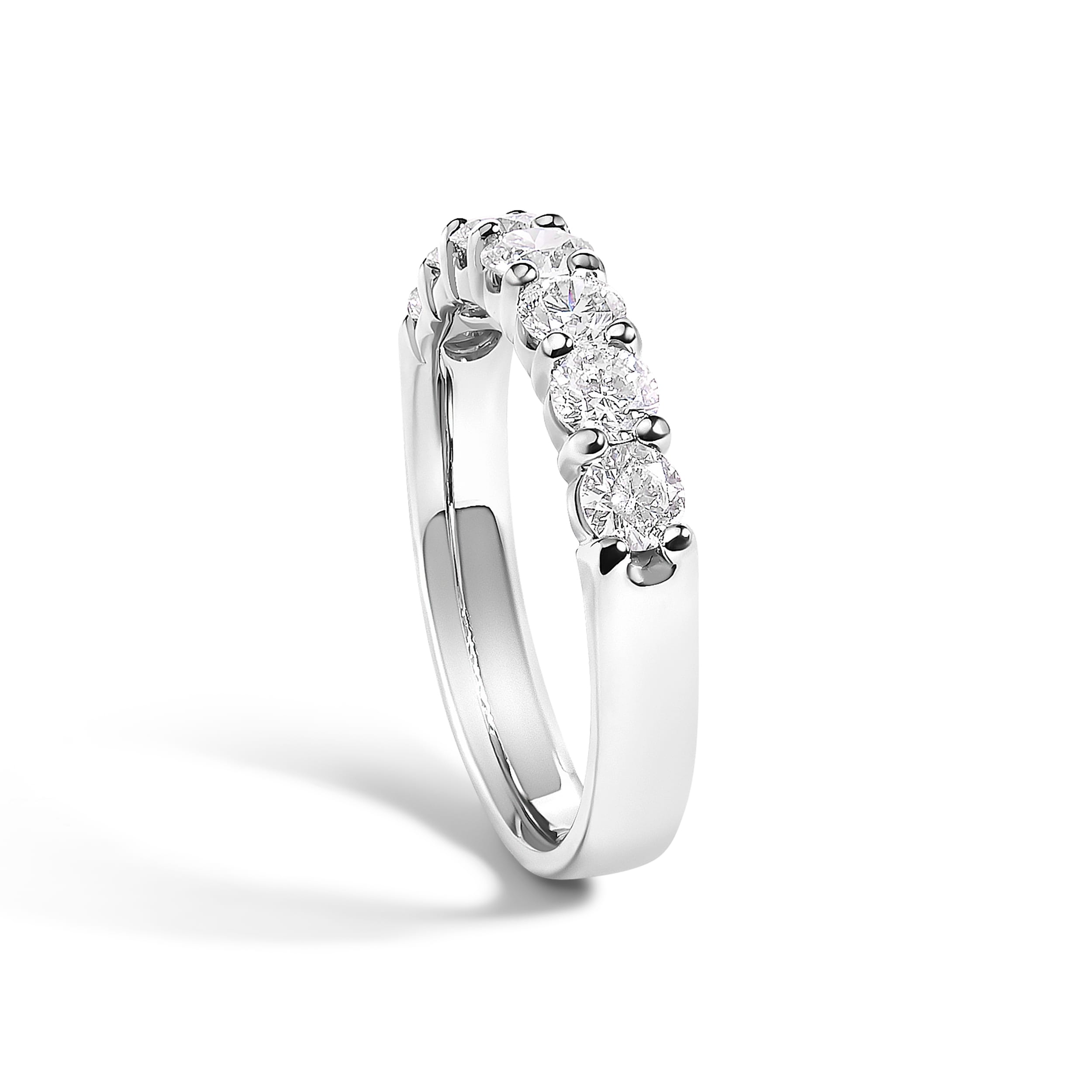 14K White Gold 1.0 Cttw Diamond 7 Stone Band Ring - Image 4