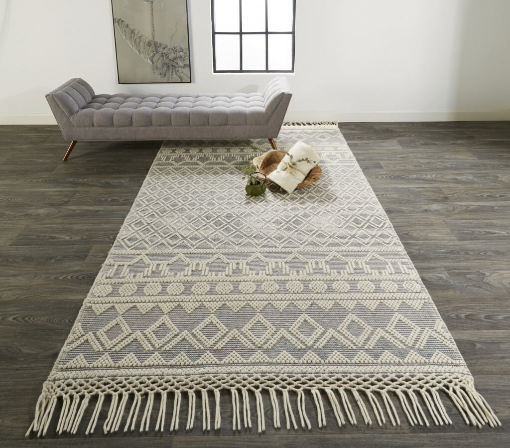 4' X 6' Gray Ivory Wool Geometric Hand Woven Area Rug Fringe