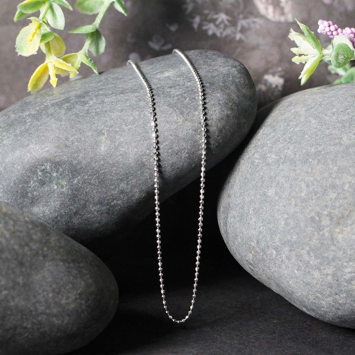 14k White Gold Diamond-Cut Bead Chain (1.10 mm) - Image 3