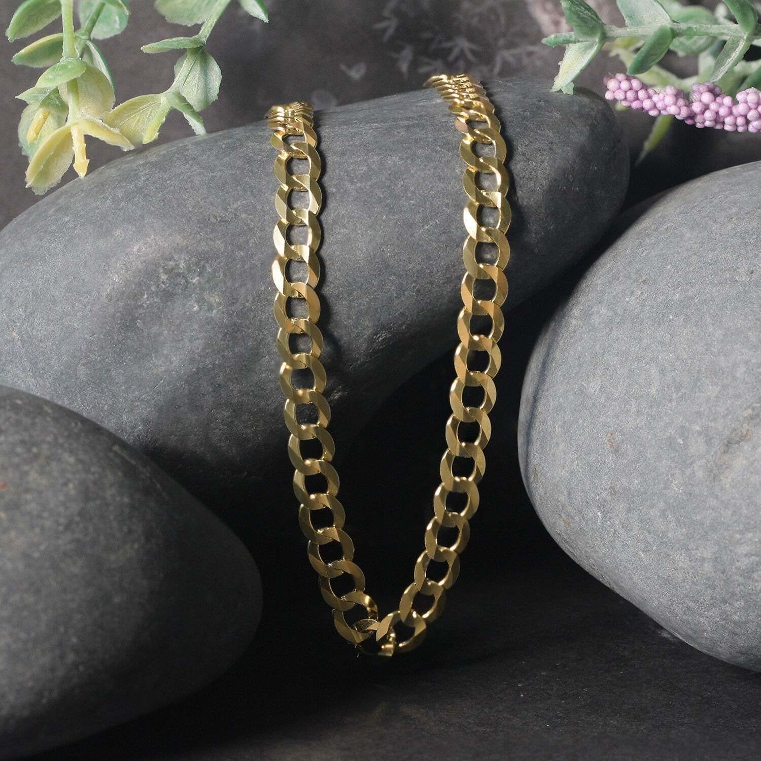 14k Yellow Gold Solid Curb Chain (5.70 mm) - Image 2