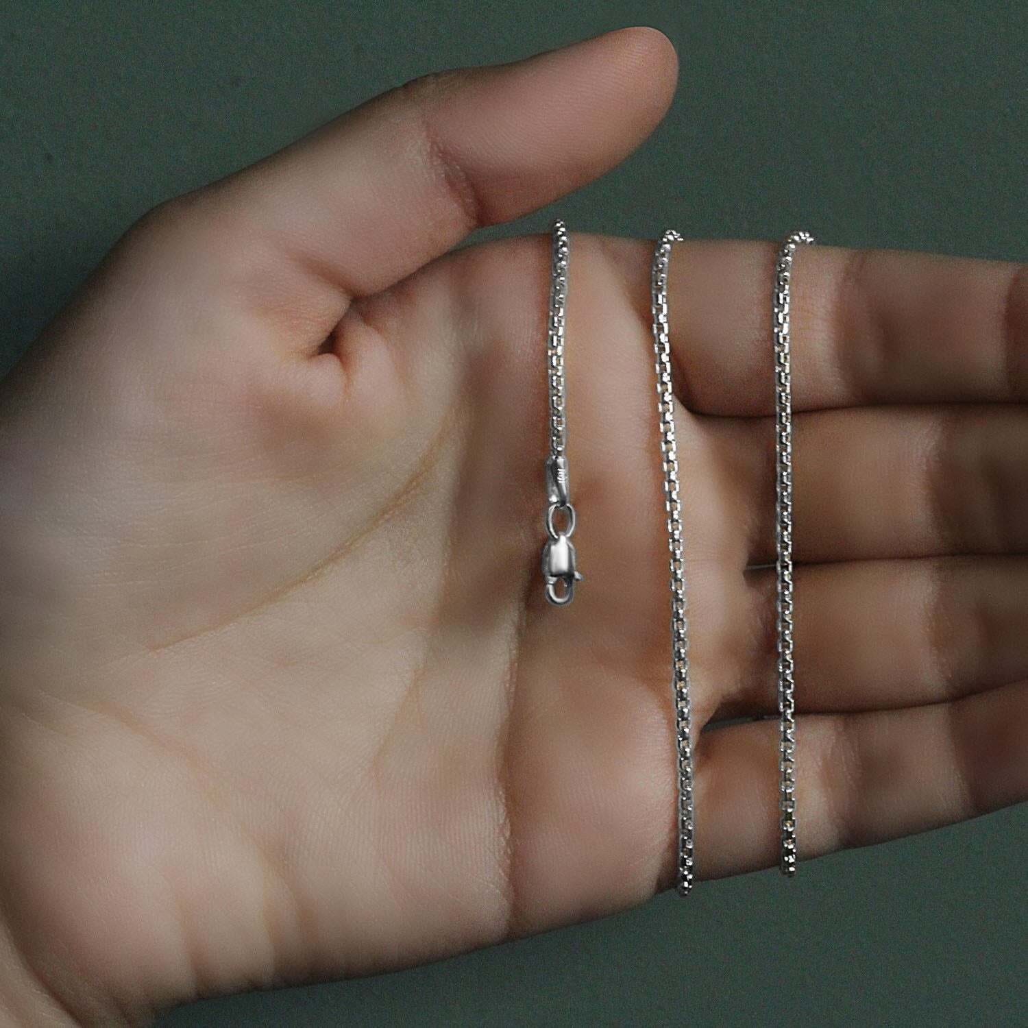 14k White Gold Round Box Chain (1.8 mm) - Image 5