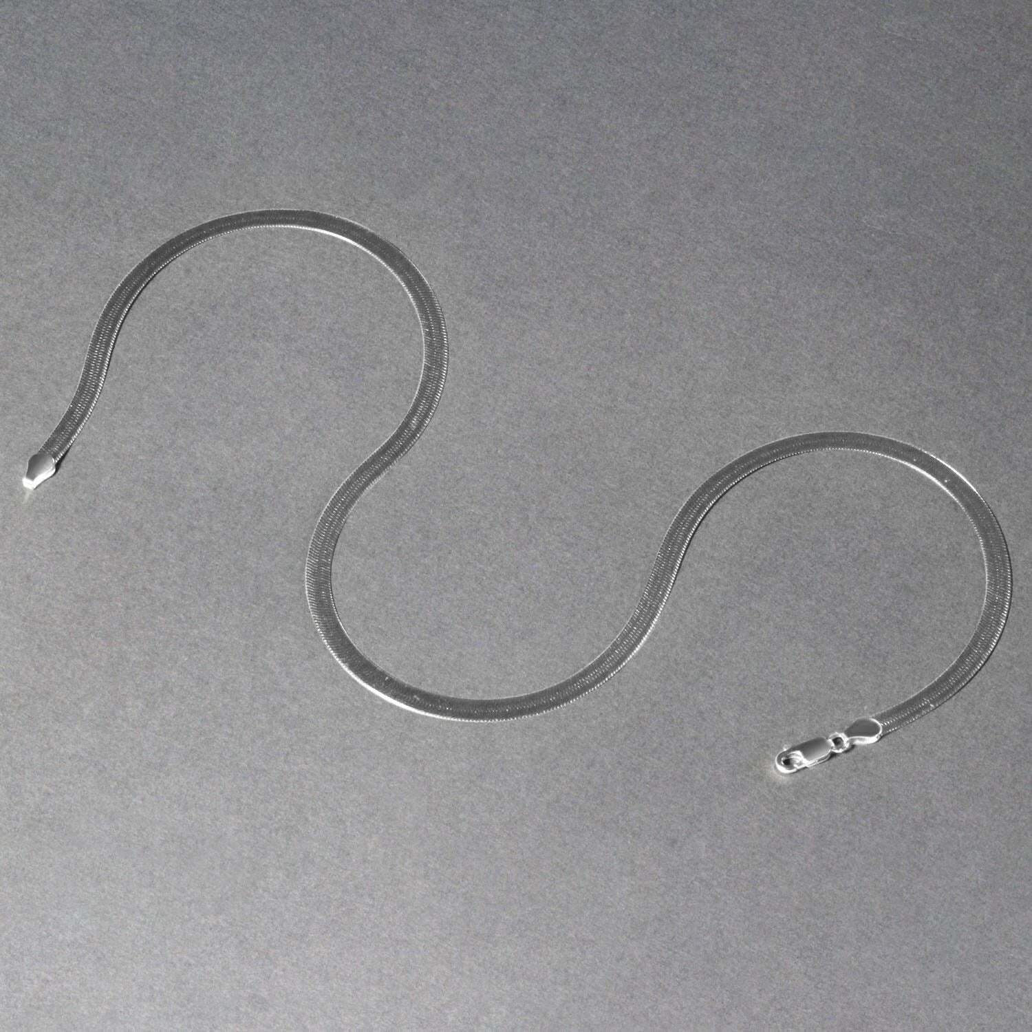 14k White Gold Super Flex Herringbone Chain (4.60 mm) - Image 2