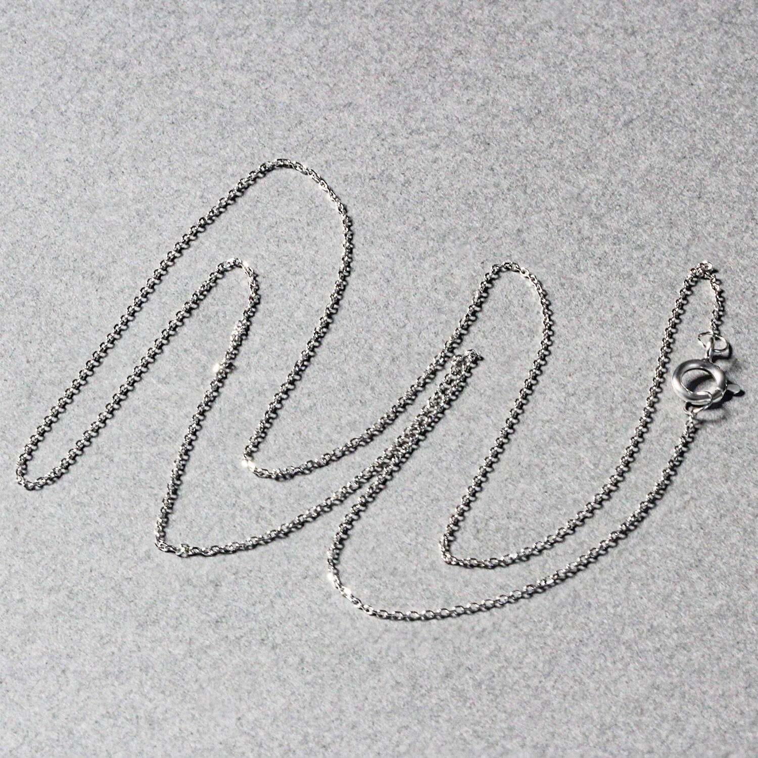 14k White Gold Diamond Cut Cable Link Chain (0.68 mm) - Image 4