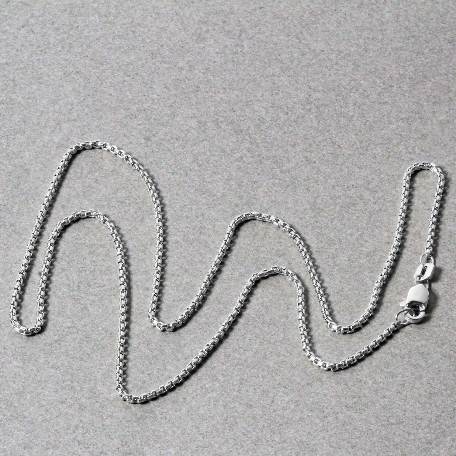 14k White Gold Round Box Chain (1.3 mm) - Image 3