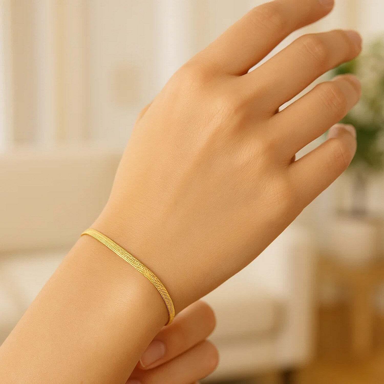 Imperial Herringbone Bracelet in 10k Yellow Gold (2.80 mm) - Image 5