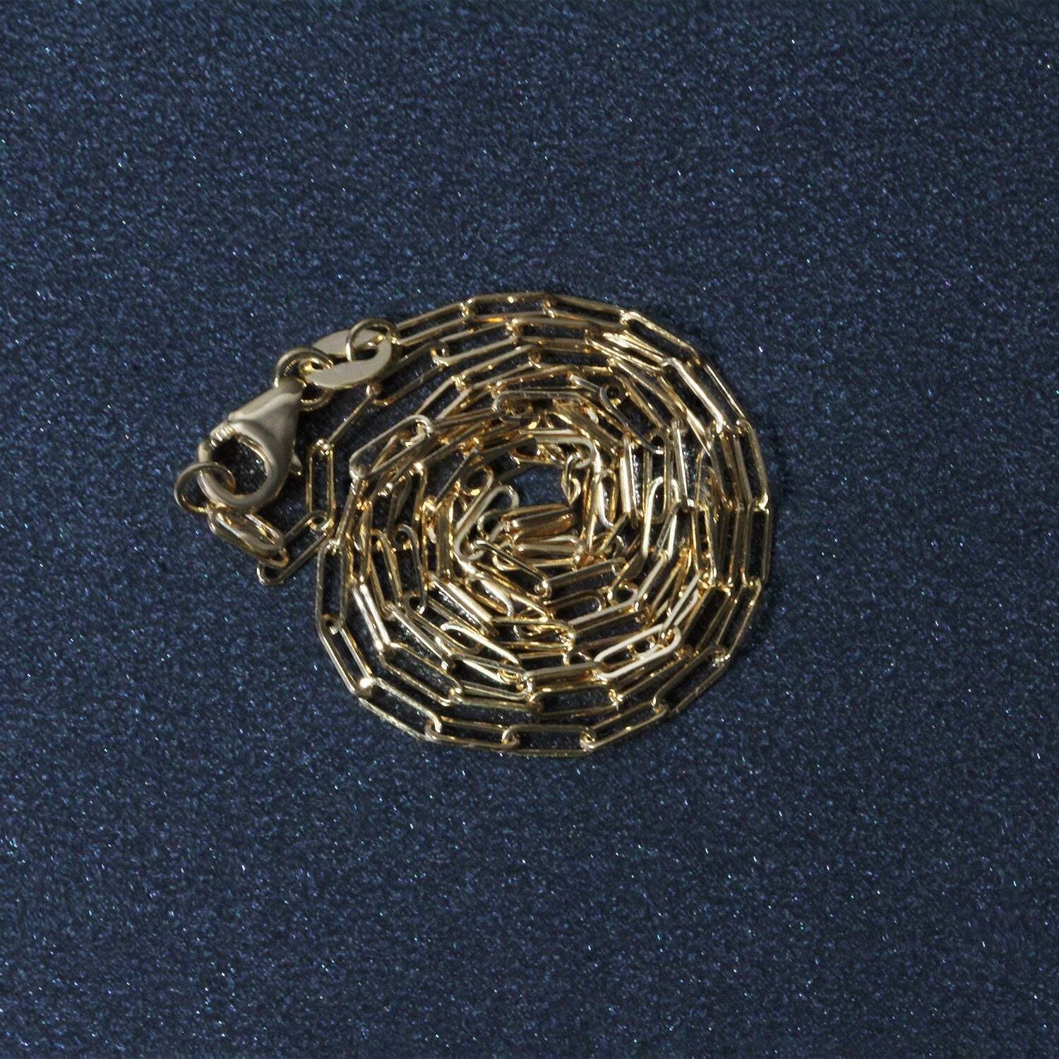 18K Yellow Gold Fine Paperclip Chain (1.50 mm) - Image 4