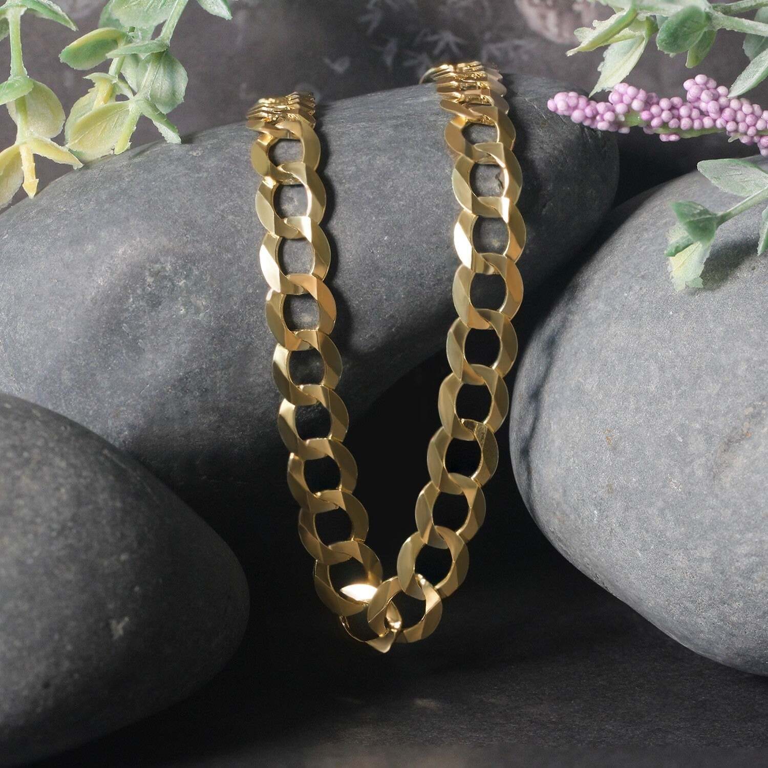 14k Yellow Gold Solid Curb Chain (8.20 mm) - Image 2