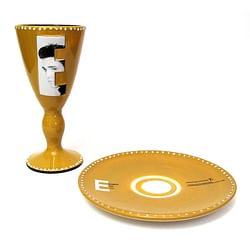 Category: Dropship Collectibles, SKU #0179-39461, Title: Elvis 2002 Goblet & Plate