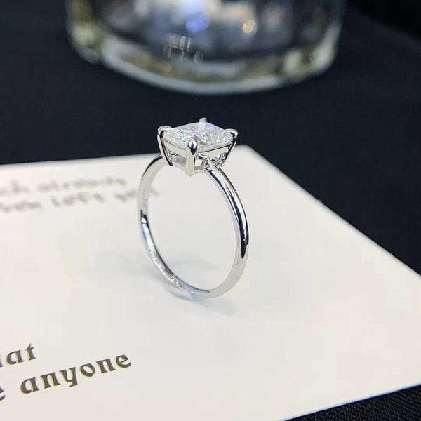 FineJewelry Simple Design 18K White Gold 1ct Radiant Cut Moissanite Diamond Solitaire Engagement Wedding Ring for Women