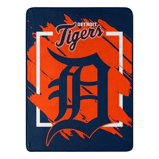 Detroit Tigers Blanket 46×60 Micro Raschel Dimensional Design Rolled